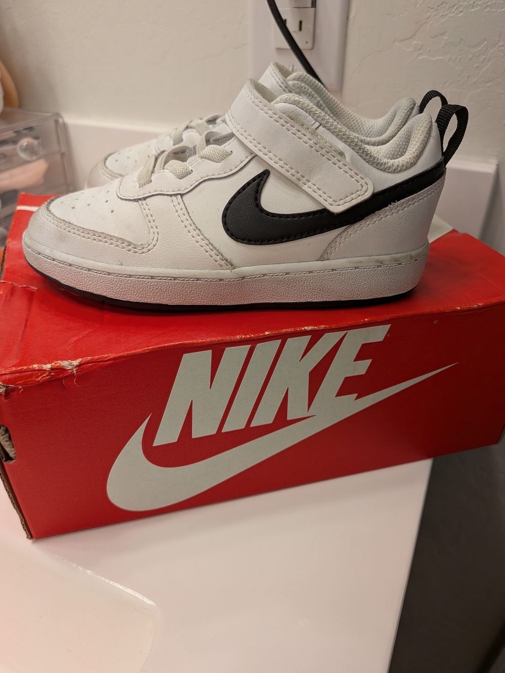 Nike Court Borough Low 2 TDV White Black Toddler Size 10C Velcro Sneakers